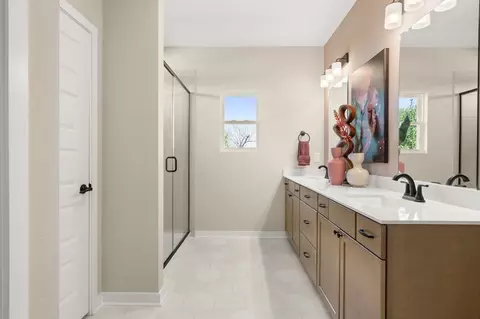 Bath - 4352 Mill Stream Ln, Crowley, TX 76036 photo 3 of 5