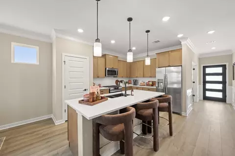 Kitchen - 4352 Mill Stream Ln, Crowley, TX 76036 photo 4 of 6
