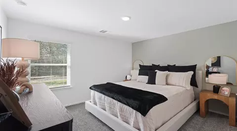 Bedroom - 16221 Ross Ct, Conroe, TX 77303 photo 6 of 6