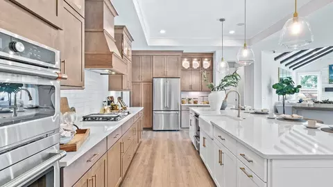 Kitchen - 370 Arthur Dr, Canton, GA 30115 photo 4 of 6