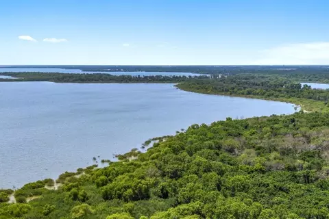 View/Area - 3129 Royal Throne Ct, Denton, TX 76208 photo 7 of 10
