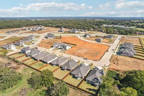 View/Area - 3129 Royal Throne Ct, Denton, TX 76208 photo 5 of 10