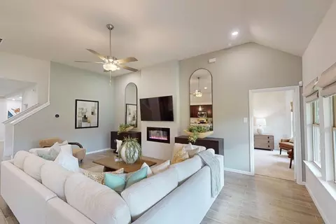 Living - 3129 Royal Throne Ct, Denton, TX 76208 photo 1 of 1