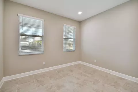 5636 Freesia Dr, Lakeland, FL 33811