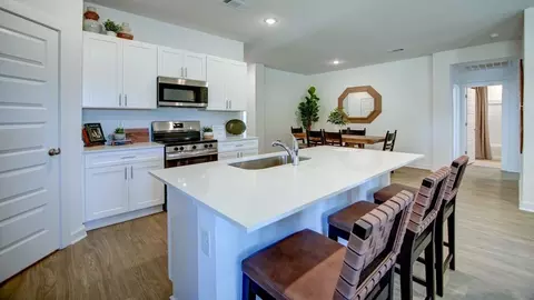 Kitchen - 516 S Cherry St, Beebe, AR 72012 photo 3 of 4