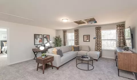 7796 Richmond Trl, Fairburn, GA 30213