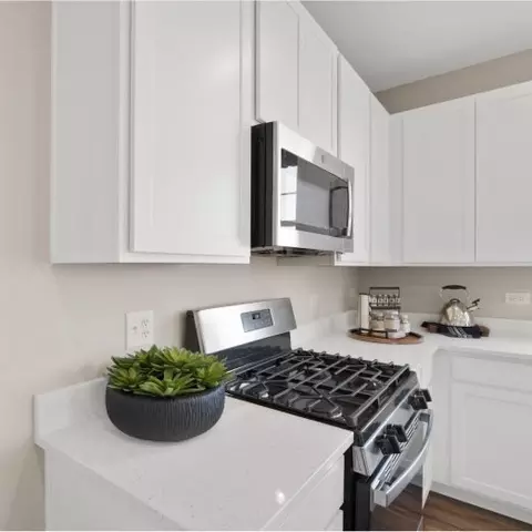 Kitchen - 8979 Hemlock Ln, Lowell, IN 46356 photo 2 of 6