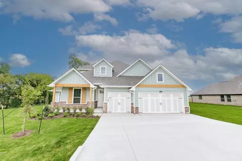1714 E Moonlight Hollow Dr, Perkins, OK 74059