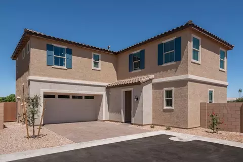 Exterior - 2243 S Swan Dr, Gilbert, AZ 85295 photo 3 of 6