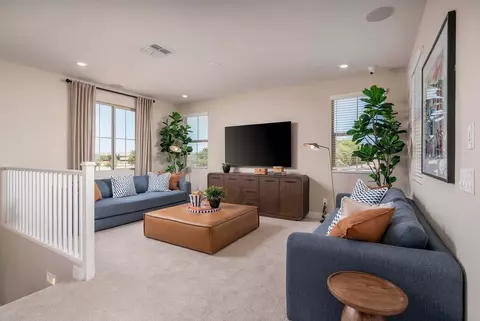 Living - 2243 S Swan Dr, Gilbert, AZ 85295 photo 2 of 2