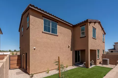 Exterior - 2243 S Swan Dr, Gilbert, AZ 85295 photo 5 of 6