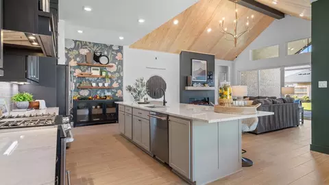 Kitchen - 429 Canvasback Way, Waller, TX 77484 photo 3 of 6