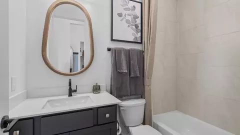 Bath - 429 Canvasback Way, Waller, TX 77484 photo 1 of 5