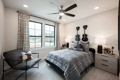 Bedroom - 4683 Bridgewood Dr, Spring, TX 77386 photo 3 of 11