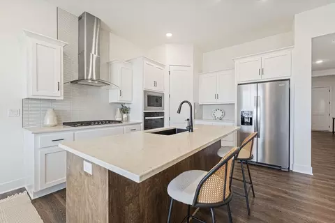 Kitchen - 20632 Barker St, Spring Hill, KS 66083 photo 1 of 5