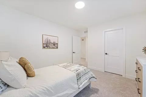 Bedroom - 20632 Barker St, Spring Hill, KS 66083 photo 4 of 5