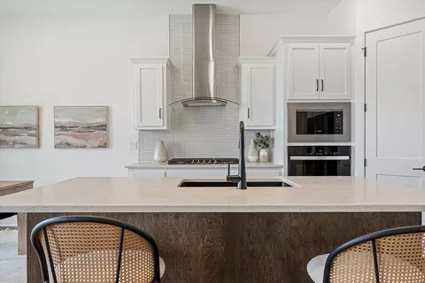 Kitchen - 20632 Barker St, Spring Hill, KS 66083 photo 5 of 5