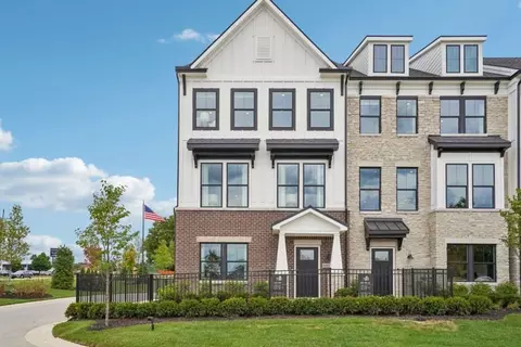 44090 Oakmont, Plymouth, MI 48170