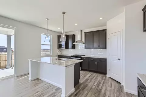 Kitchen - 7201 Aspen Brook Ave, Frederick, CO 80530 photo 2 of 9