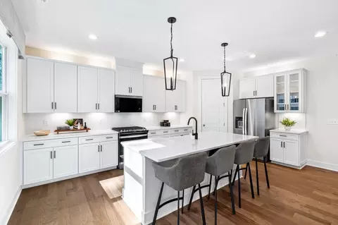 Kitchen - 20 Golfview Ave, Benson, NC 27504 photo 4 of 4