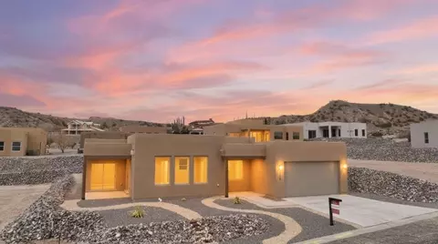 101 Clubhouse Rd, Elephant Butte, NM 87935