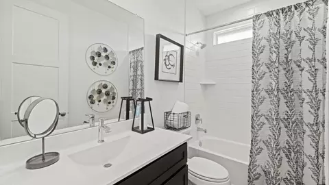 Bath - 428 Springfield Terrace Dr, Conroe, TX 77304 photo 8 of 9