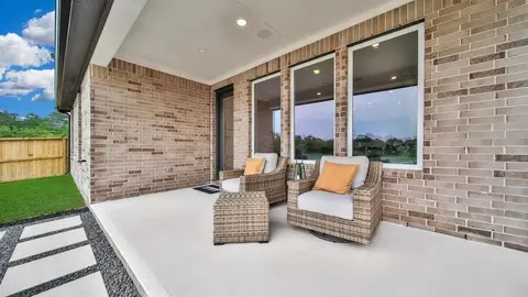 Exterior - 428 Springfield Terrace Dr, Conroe, TX 77304 photo 9 of 15
