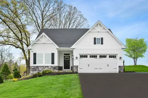 5832 Sabato Dr, North Huntingdon, PA 15642