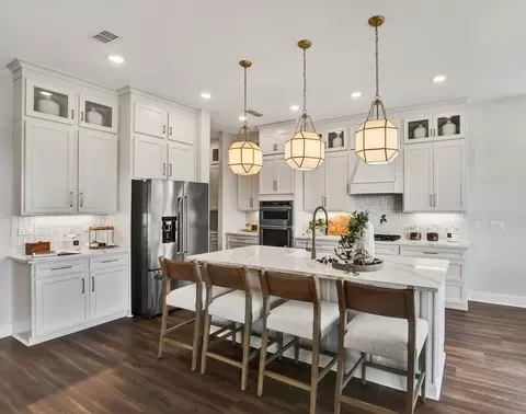 Kitchen - 636 Knotted Birch Ave, Saint Augustine, FL 32092 photo 5 of 7