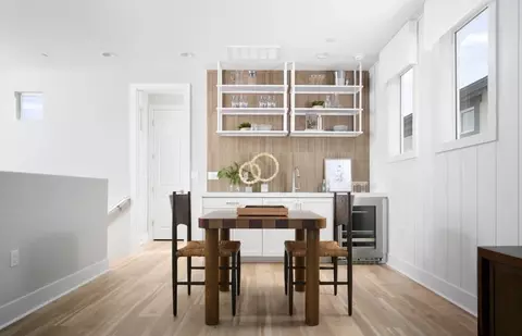 Dining - 117 Moody, Irvine, CA 92618 photo 3 of 4