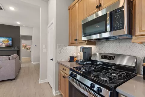 Kitchen - 524 Red Cascade Trl, Willis, TX 77318 photo 1 of 2