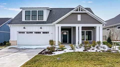 235 Alenda Lux Cir, Mooresville, NC 28115