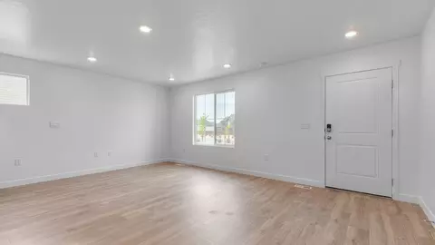Living - 1909 E Corriente Dr #1179, Salem, UT 84653 photo 1 of 5