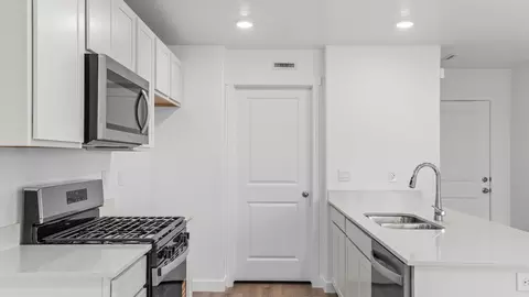 Kitchen - 1909 E Corriente Dr #1179, Salem, UT 84653 photo 1 of 7