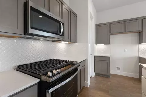 Kitchen - 7900 Skytree Dr, Austin, TX 78744 photo 2 of 6