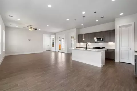 Living - 7900 Skytree Dr, Austin, TX 78744 photo 3 of 5