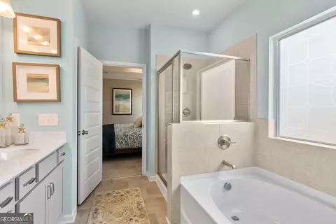 Bath - 228 Jagee Dr, Byron, GA 31008 photo 1 of 6