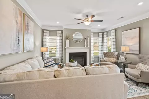 Living - 228 Jagee Dr, Byron, GA 31008 photo 1 of 6