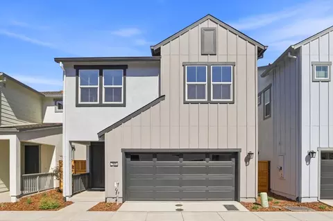 7409 Kolding Ln, Elk Grove, CA 95758