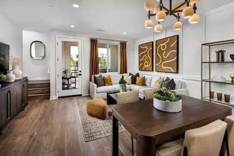 831 W Cypress St, Covina, CA 91722