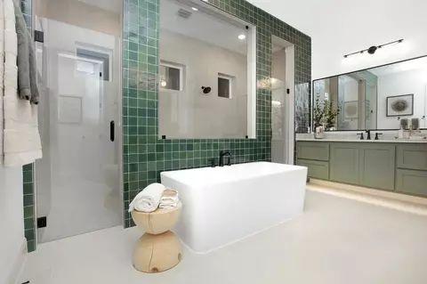 Bath - 101 Old Eagle Rd, Georgetown, TX 78633 photo 4 of 4