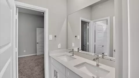 Bath - 16828 Stack St, Justin, TX 76247 photo 4 of 6