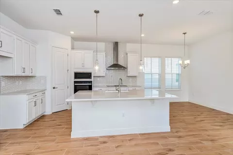 Kitchen - 10186 Pearson Ave, Orlando, FL 32827 photo 1 of 5