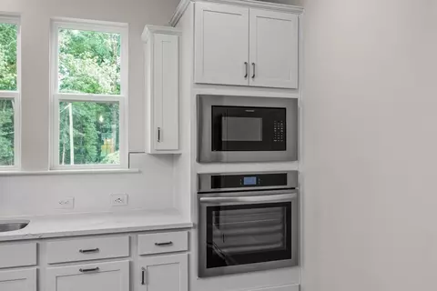 Kitchen - 852 Dragonfly Pond Way, Wake Forest, NC 27587 photo 2 of 4
