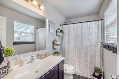 Bath - 745 Lone Oak Way, Tecumseh, MI 49286 photo 2 of 3