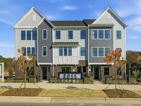 6008 Yellow Buckeye Dr, Charlotte, NC 28277