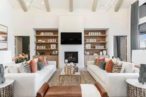 Living - 2113 Tupelo Trl, Argyle, TX 76226 photo 1 of 10