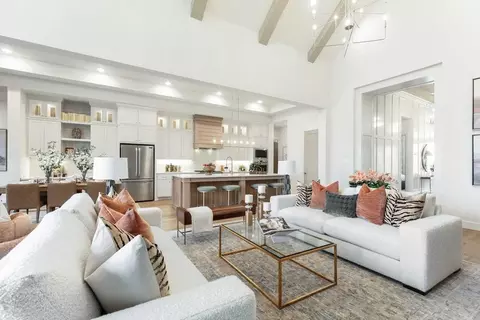 Living - 2113 Tupelo Trl, Argyle, TX 76226 photo 6 of 10