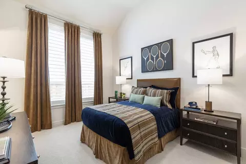 Bedroom - 2113 Tupelo Trl, Argyle, TX 76226 photo 8 of 12