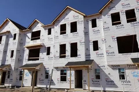 1104 Elbert Aly, Reynoldsburg, OH 43068